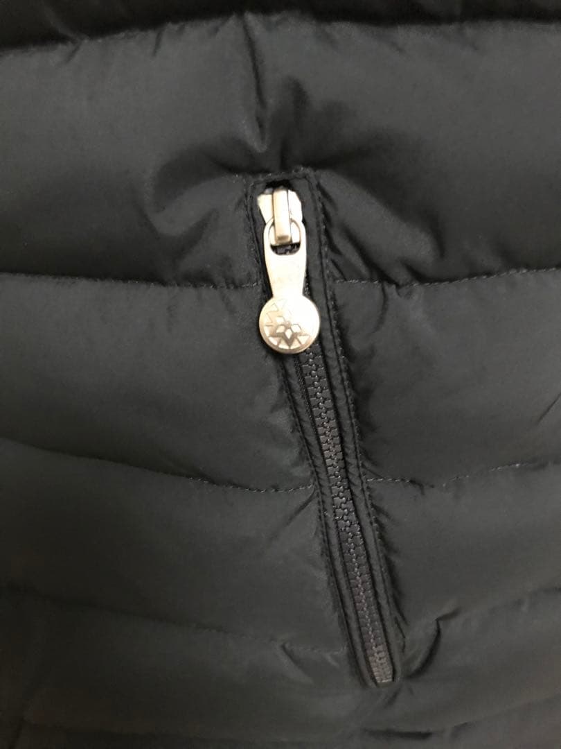 新品　PYRENEX ダウンベスト ネイビー L 40