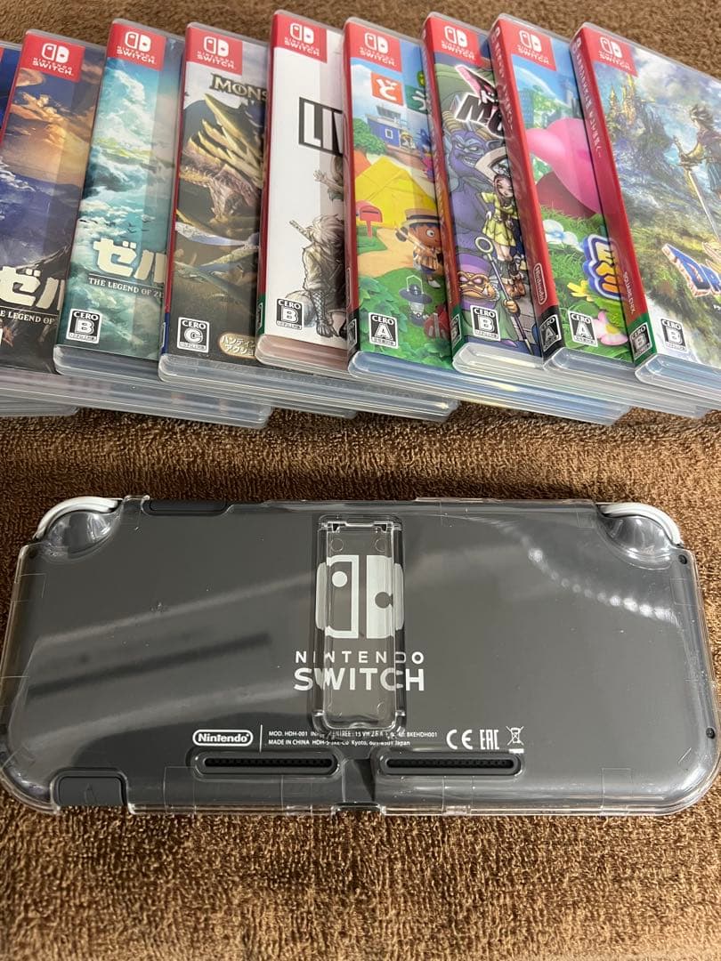 Nintendo Switch Lite グレー 本体　北米版　ソフト10本