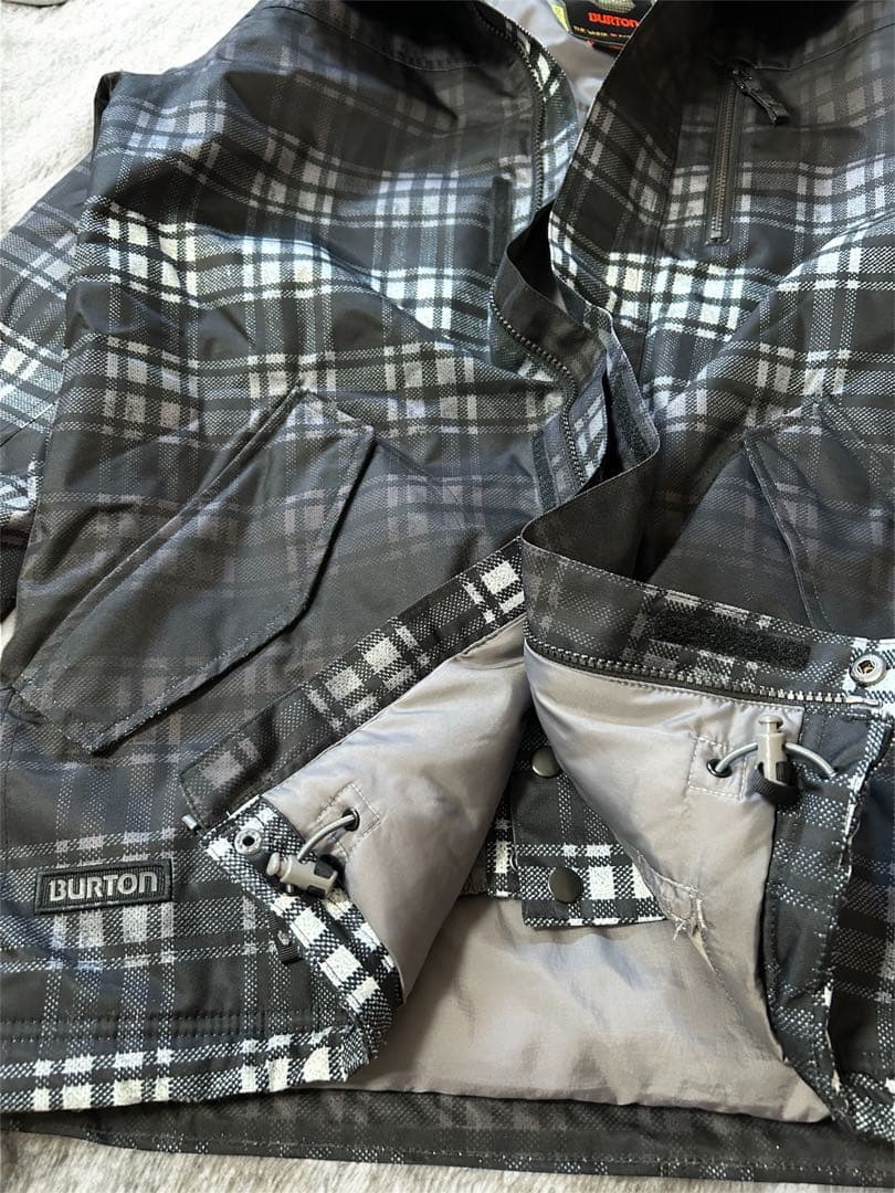 未使用 BURTON スノーボードジャケット ショーンホワイトコレクション L