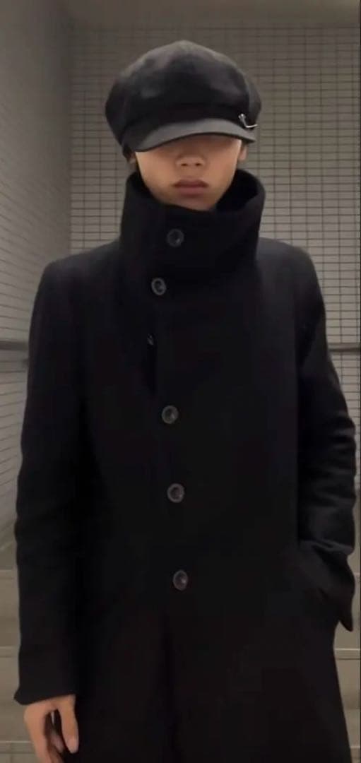 変形 コート　The Viridi-anne highneck woolcoat