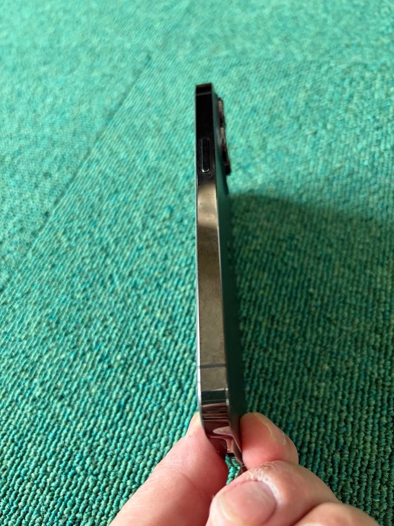 Apple iPhone 13 Pro グラファイト　128G