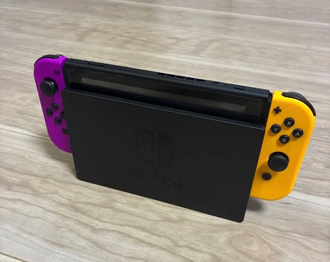 【美品】バッテリー強化版 Nintendo Switch 本体 保護フィルム付