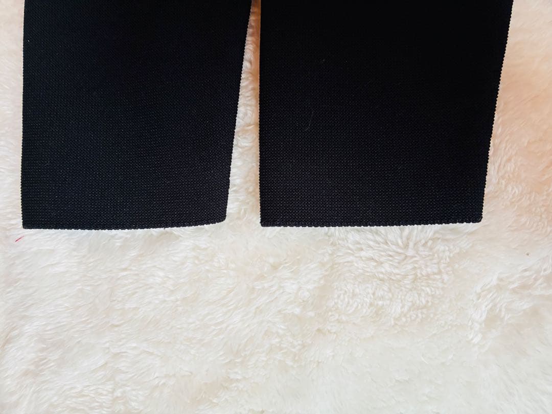 【たー 】23区Ｒ(アール) ホールガーメント フォルム ニット