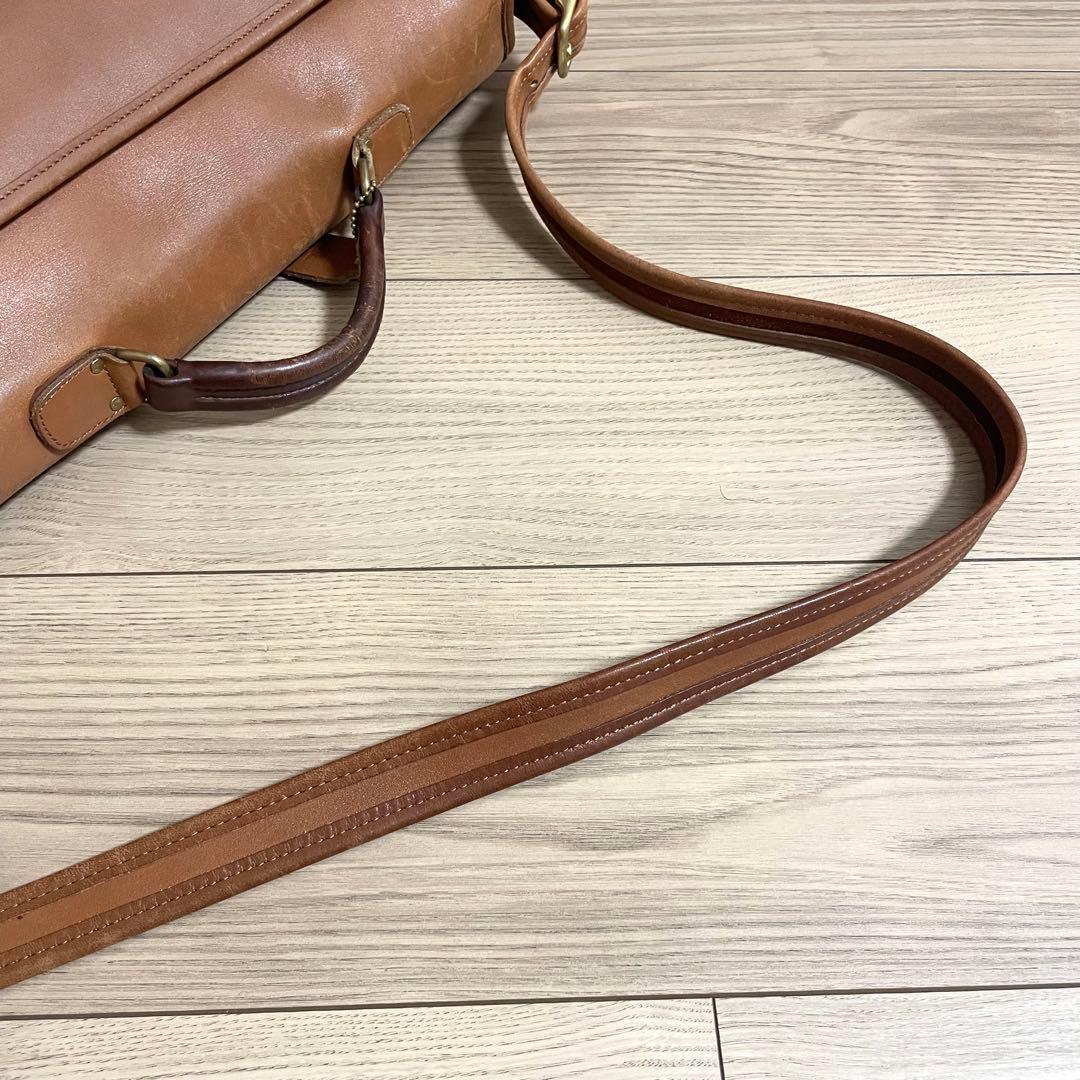 バッグ COACH Vintage Leather Brown Shoulder Bag