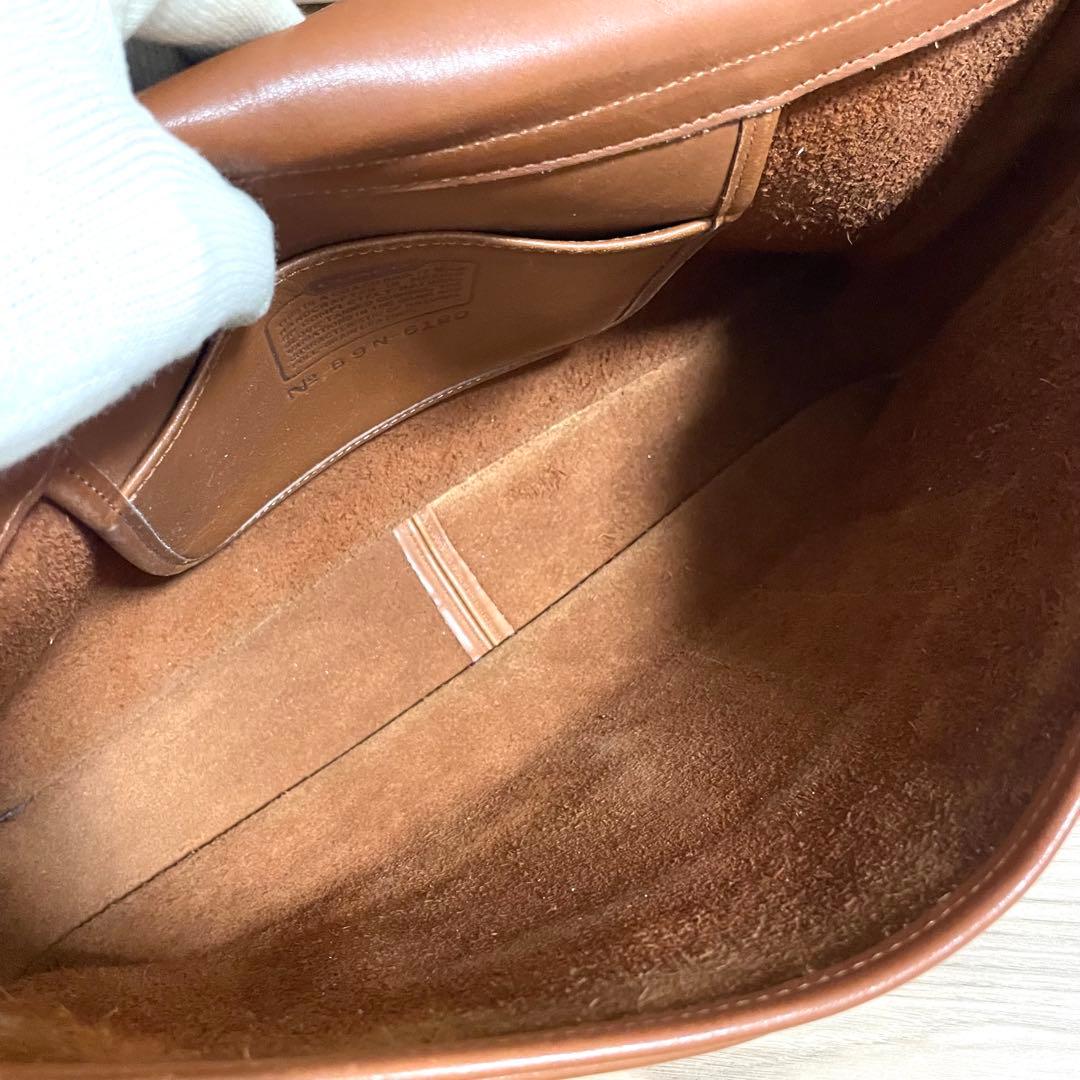 バッグ COACH Vintage Leather Brown Shoulder Bag