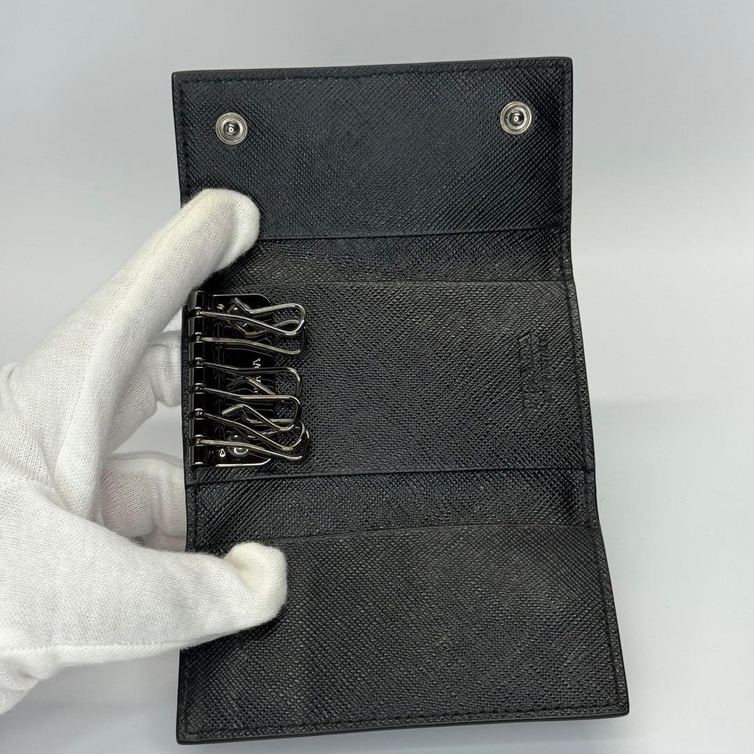 ✨極美品✨PRADA プラダ　キーケース　6連　サフィアーノ