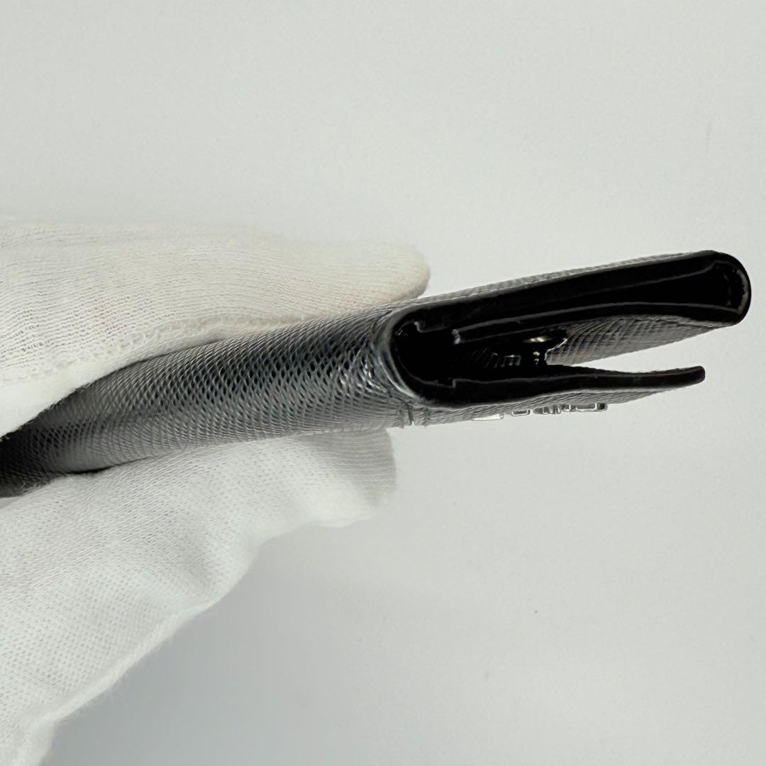 ✨極美品✨PRADA プラダ　キーケース　6連　サフィアーノ