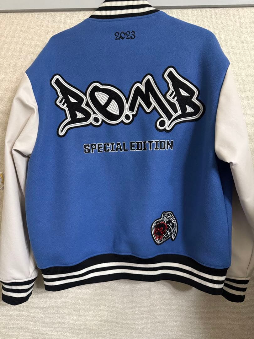 TREASURE B.O.M.B スタジャン Mサイズ 2、3回着用