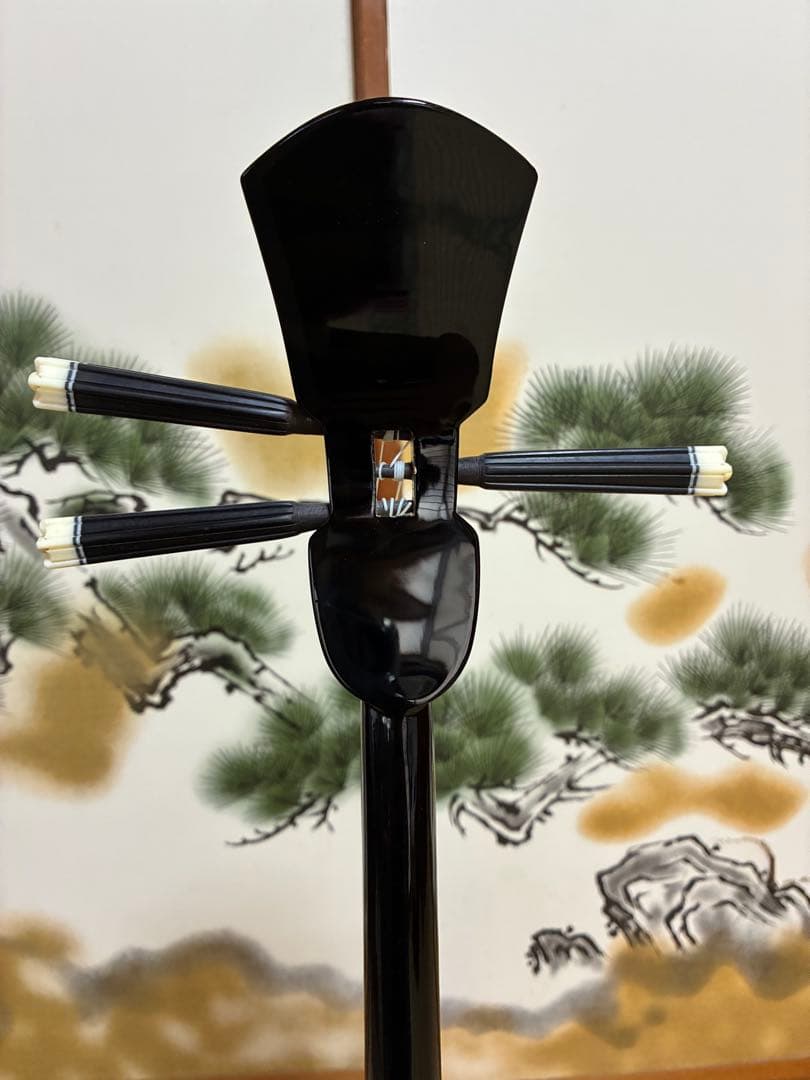 沖縄三線！貴重！知念大工型！本蛇皮！本張り！【一枚張り】まる⑥⑧