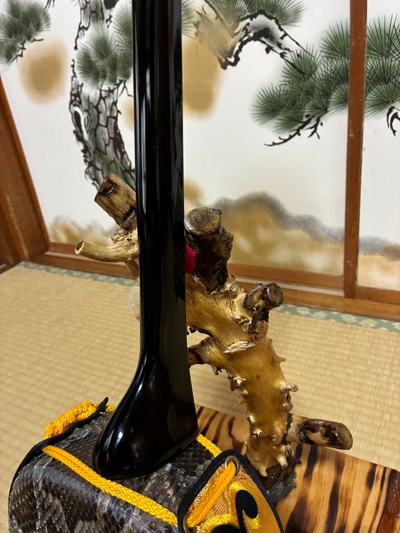 沖縄三線！貴重！知念大工型！本蛇皮！本張り！【一枚張り】まる⑥⑧