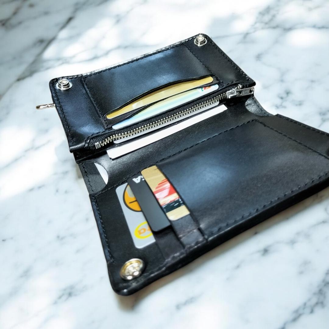 栃木レザー　オイルレザー黒　札入れ付きミドルトラッカーウォレット　金具シルバー色