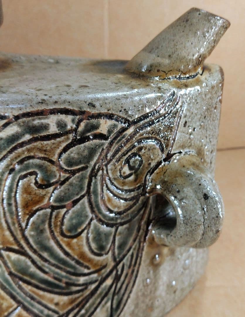 【本物保証】金城次郎 海老魚紋抱瓶 共箱 栞 ｗ28㎝超 壷屋焼 人間国宝 無傷