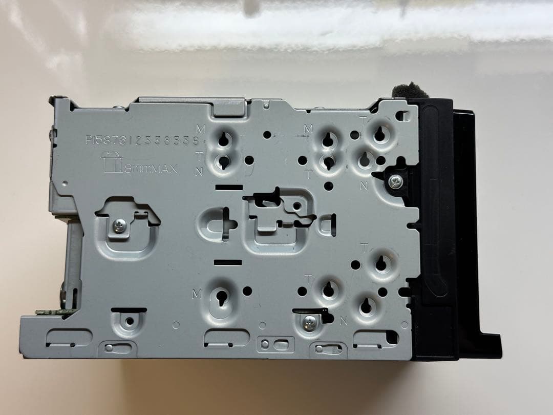 パイオニア カロッツェリア 楽ナビ AVIC-RZ302 7型メモリーナビ