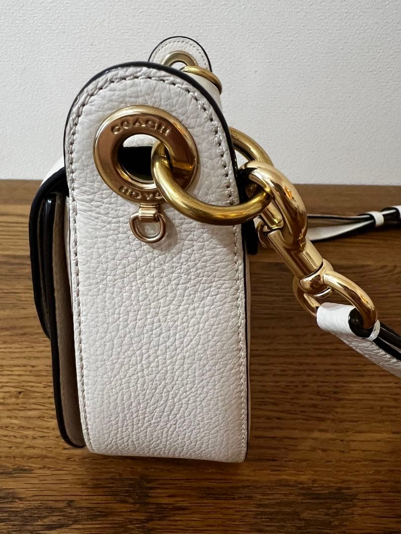 COACH ショルダーバッグ ホワイト 保存袋付き