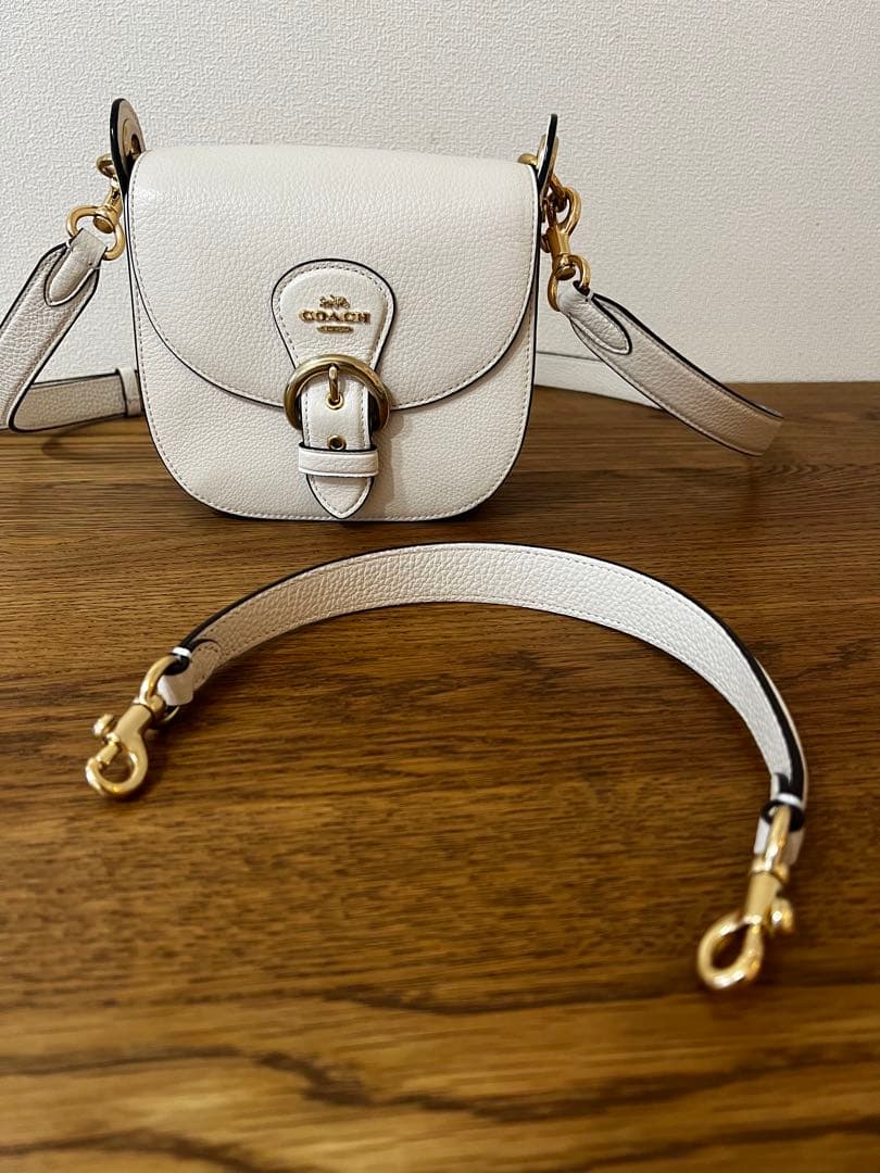 COACH ショルダーバッグ ホワイト 保存袋付き