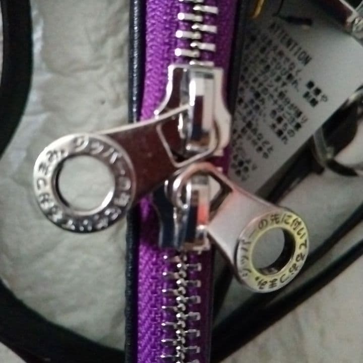 新品タグ付　CUNE ウサギデザイン キー＆カードショルダーポーチ　キーケース