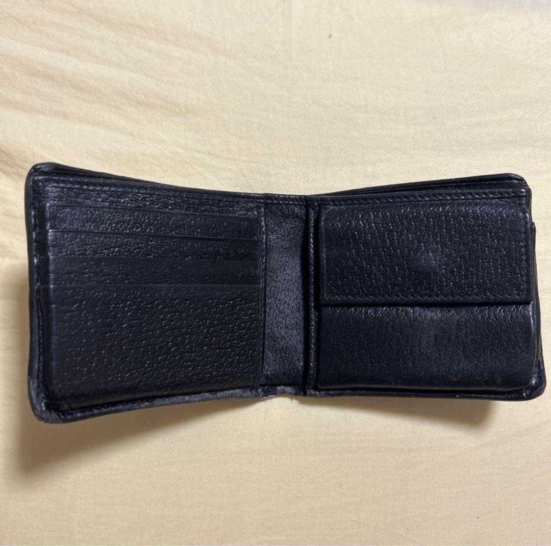 GUCCI黒 蜂モチーフ 二つ折り財布