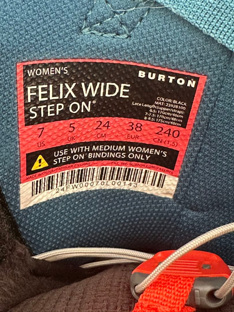 Felix 23-24モデルスノーボードブーツ(女性用)