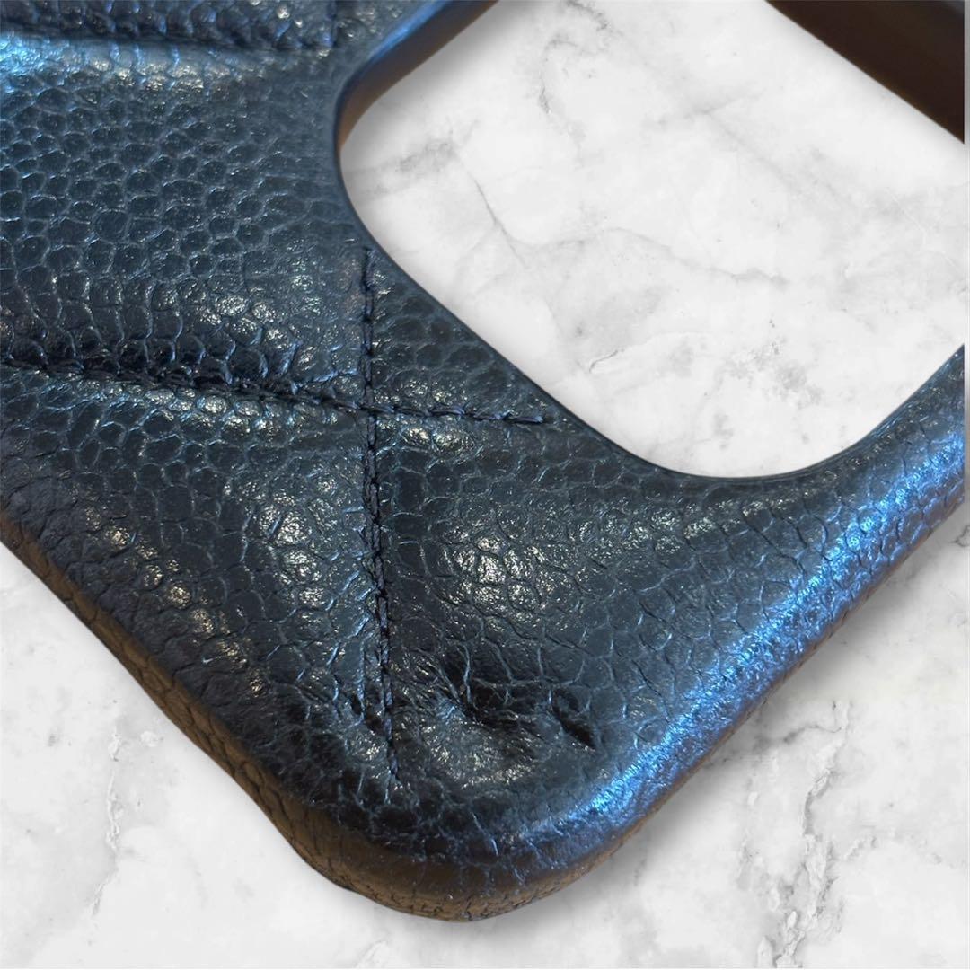 CHANEL ブラックレザー iPhoneケース