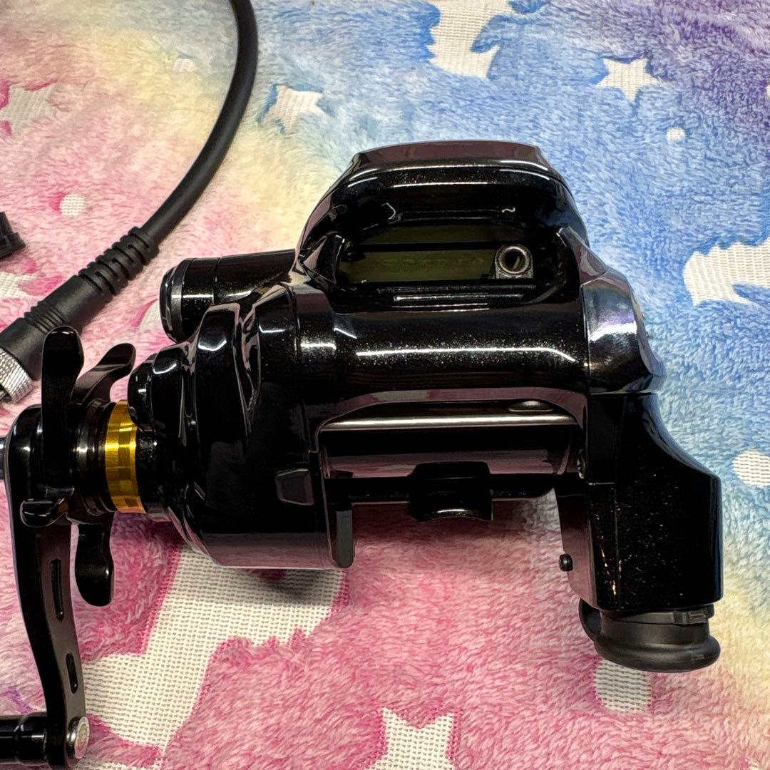 【美品】シマノ（SHIMANO）電動リール 22ビーストマスター 2000