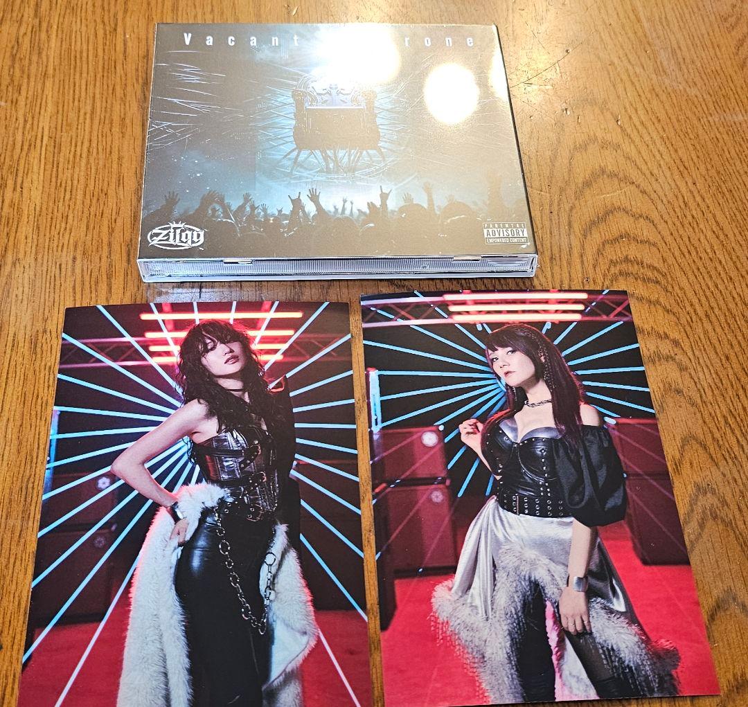 新品未開封　Zilqy Vacant Throne