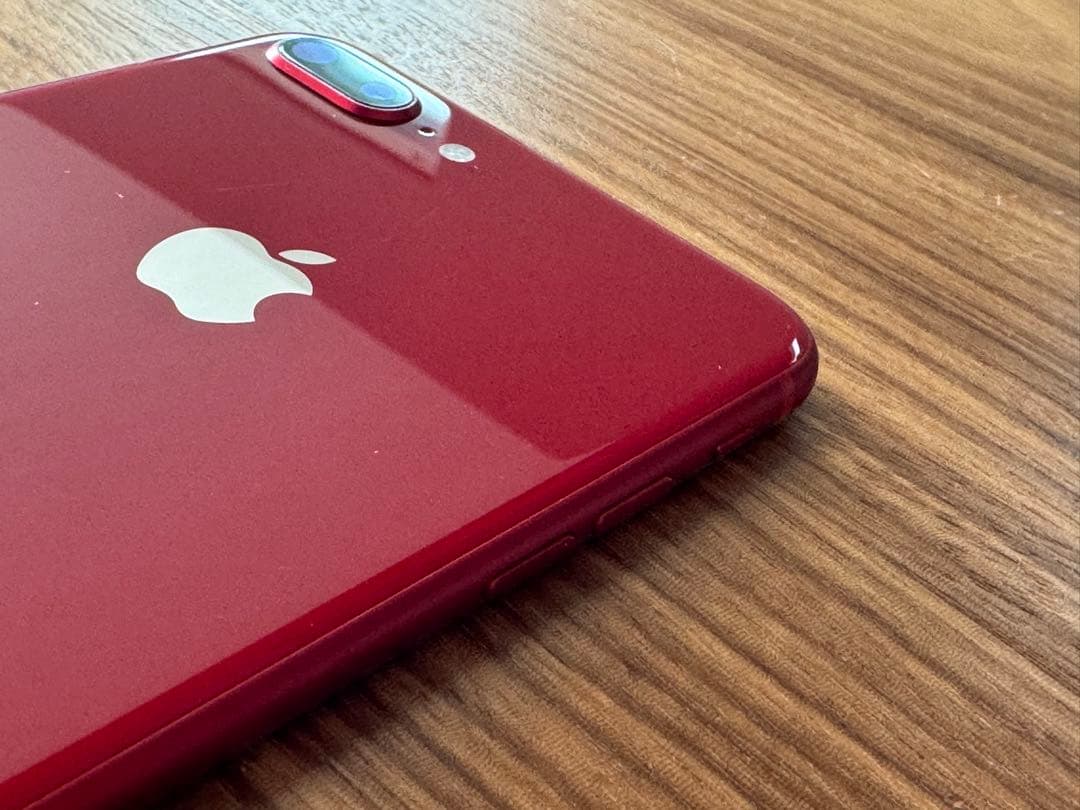 iPhone 8 Plus (RED) 64GB バッテリー80% イヤホン付