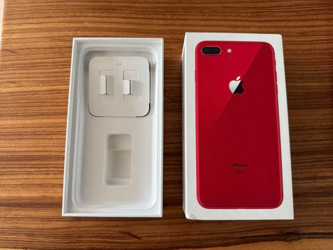 iPhone 8 Plus (RED) 64GB バッテリー80% イヤホン付