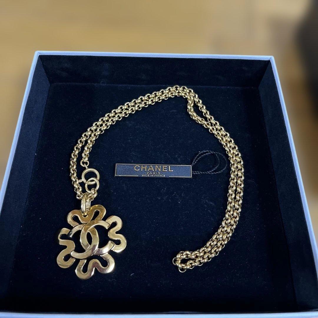 CHANEL ゴールドメッキココマーククローバーネックレス