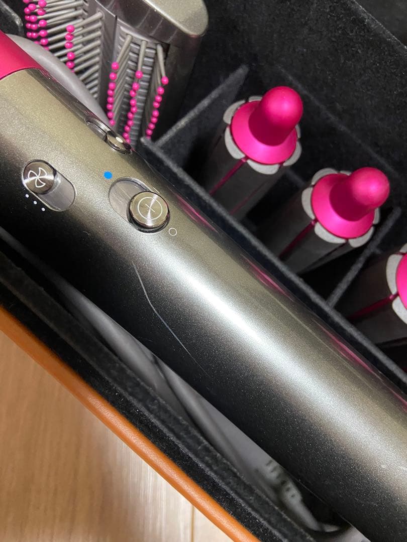 ダイソン エアラップ ドライヤー ヘアスタイラーDyson HS01