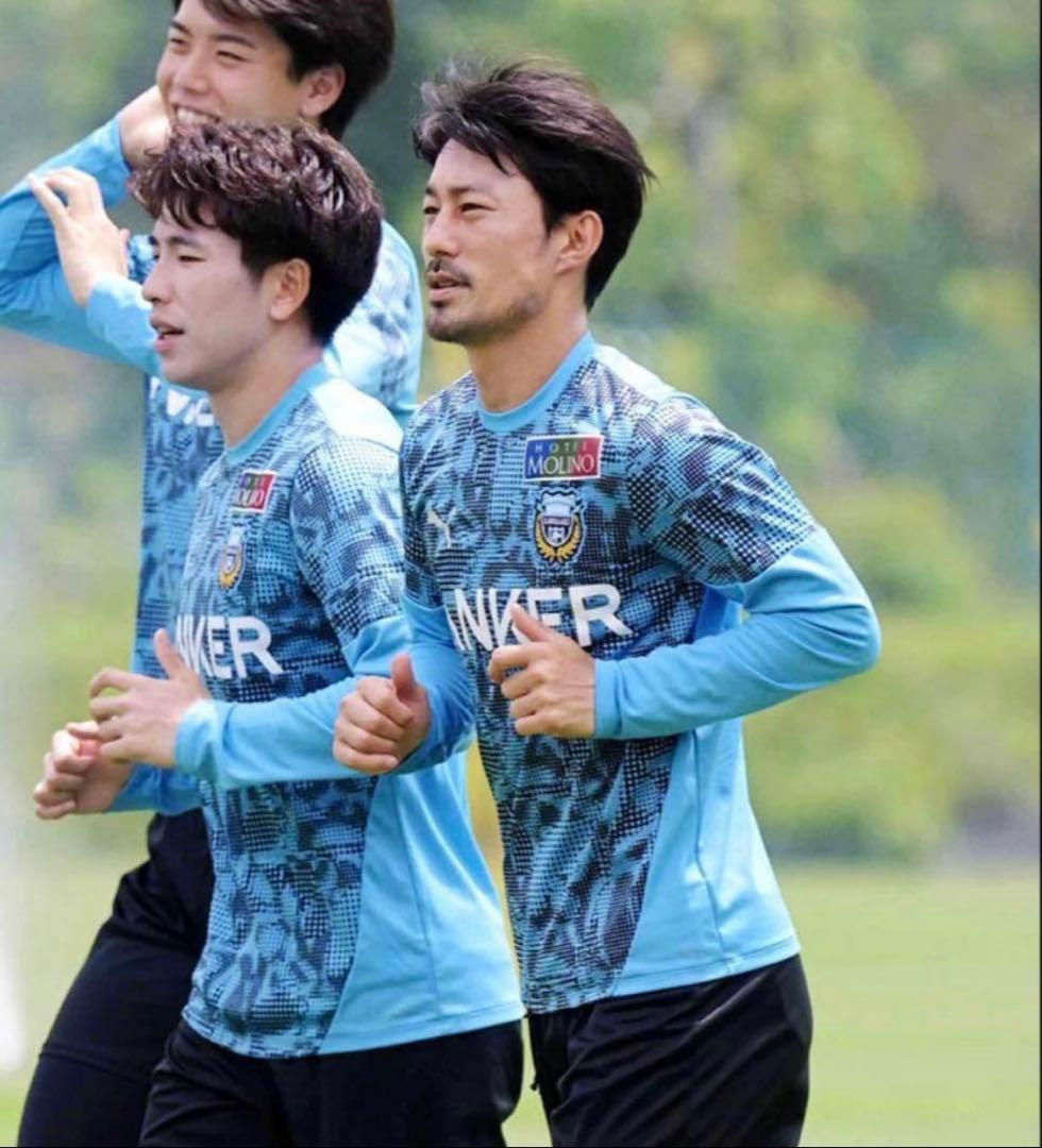 サッカー 川崎フロンターレ 2025　長袖　支給品　練習着　フルスポンサー 新品