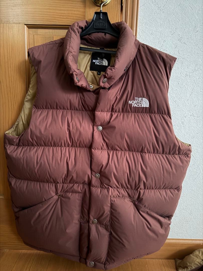 ノースフェイス　ダウン　ヌプシ　キャンプシエラベスト