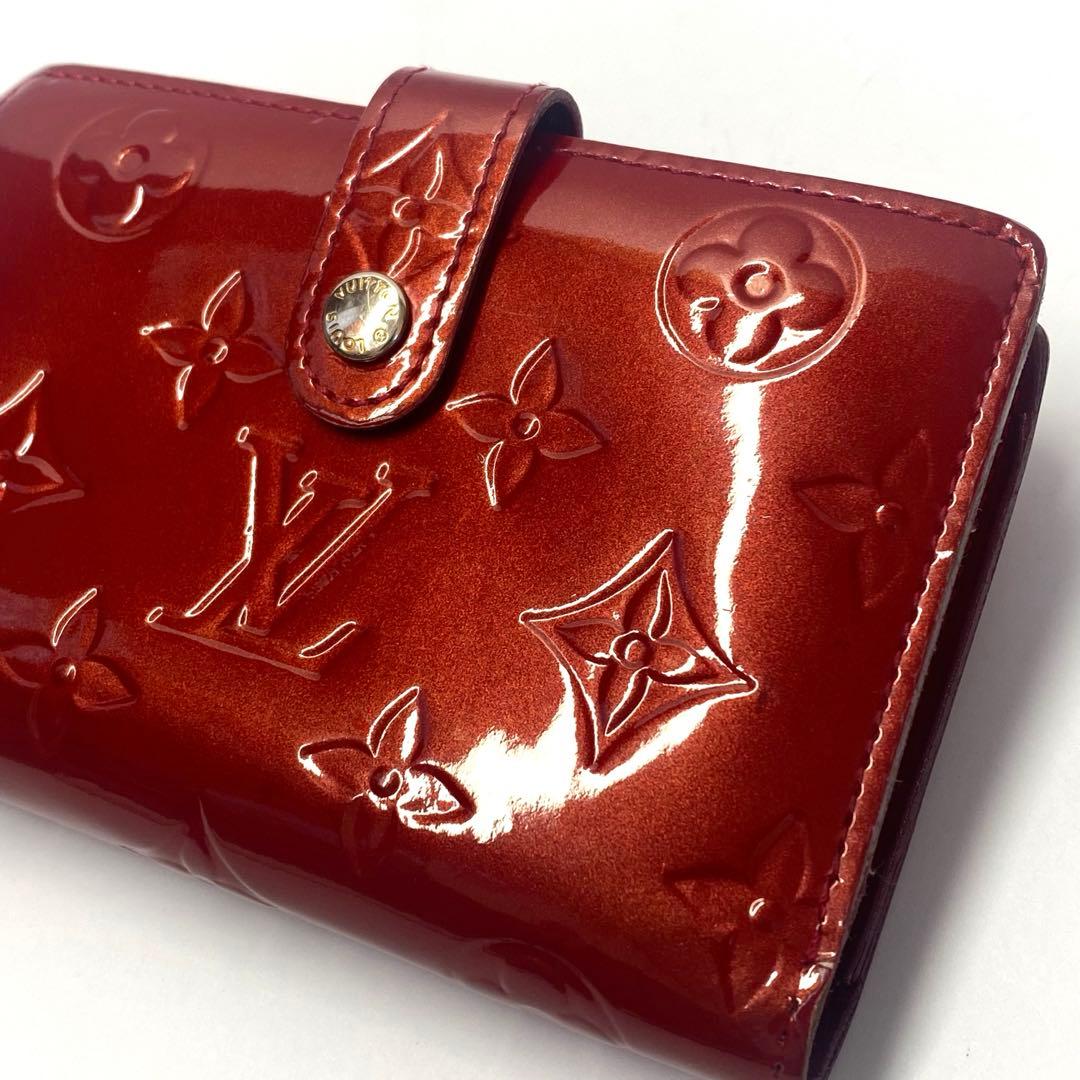 LOUIS VUITTON ルイヴィトン　折り財布　がま口 ヴェルニ