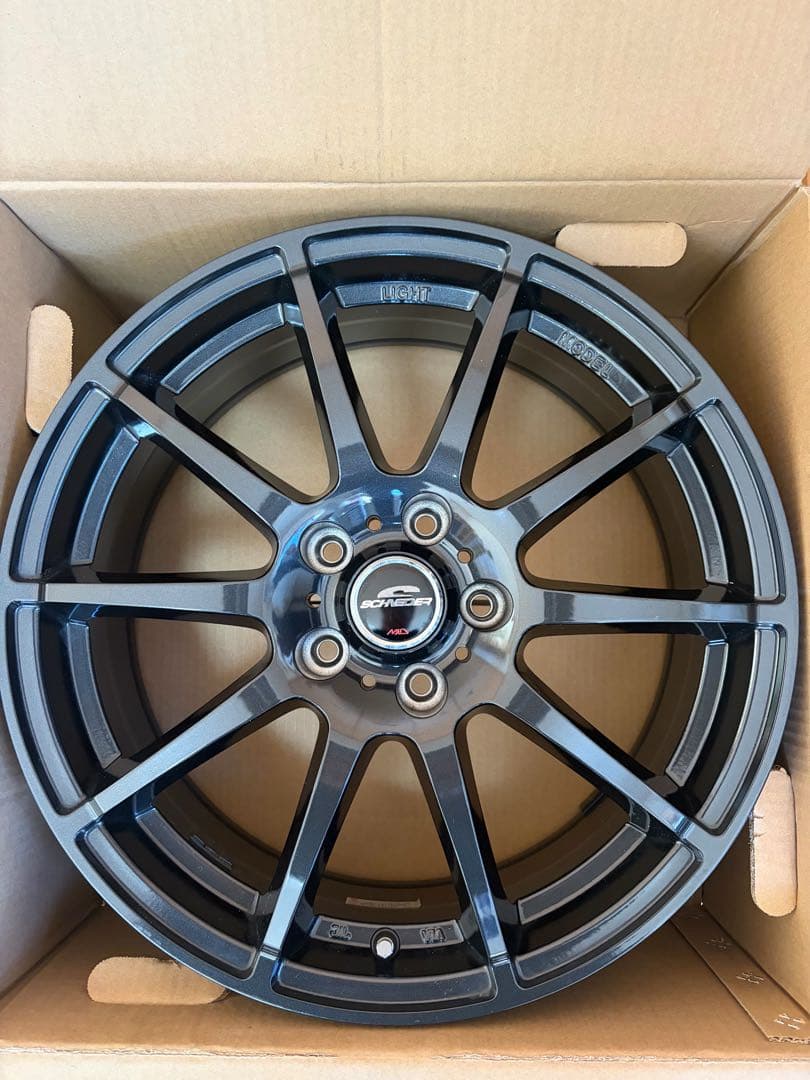 【値下げ交渉可】SCHNEIDER 18インチ　アルミホイール2本