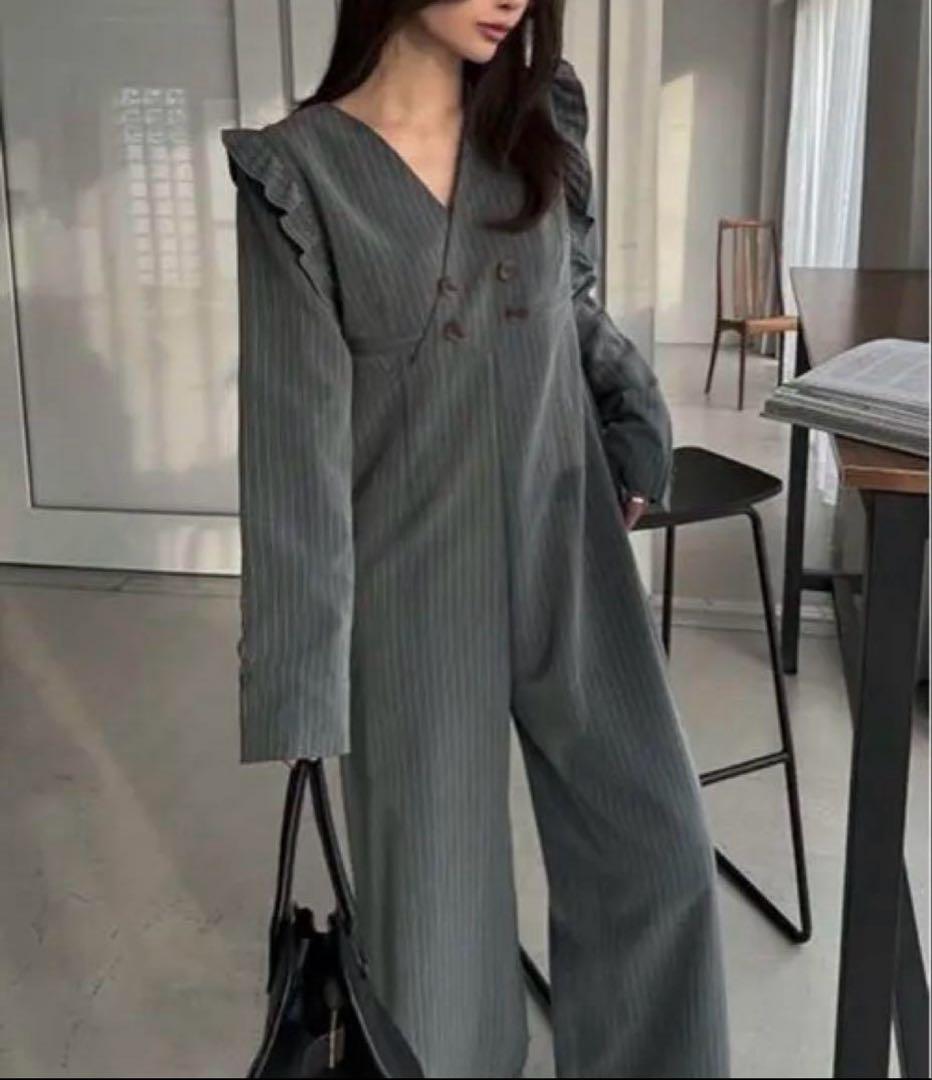 WILLFULLY フリルショルダーオールインワン