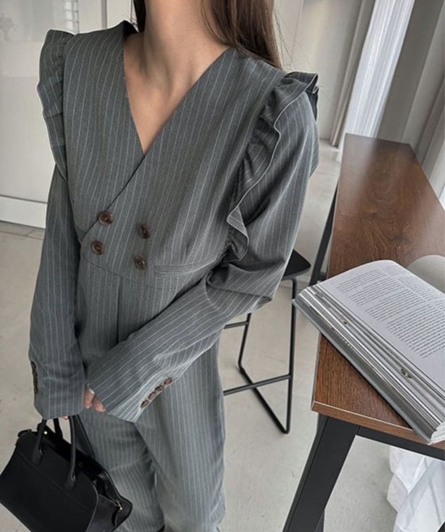 WILLFULLY フリルショルダーオールインワン