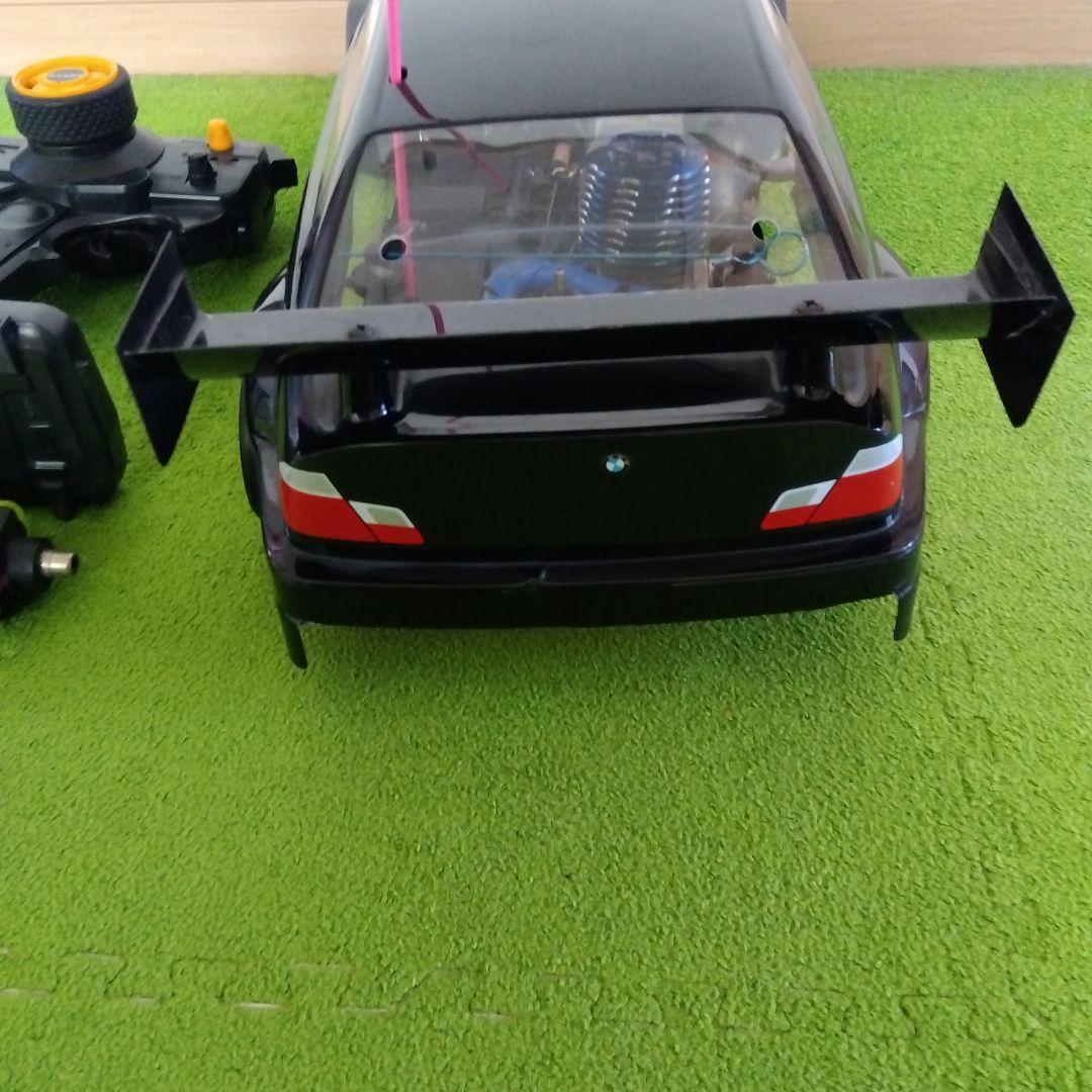 京商高性能エンジンラジコンカー