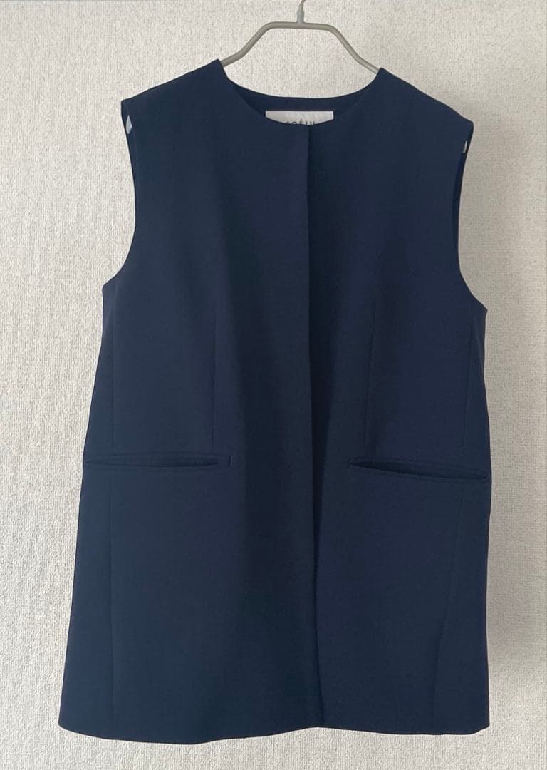 SOEJU クルーネックジレ　ネイビー