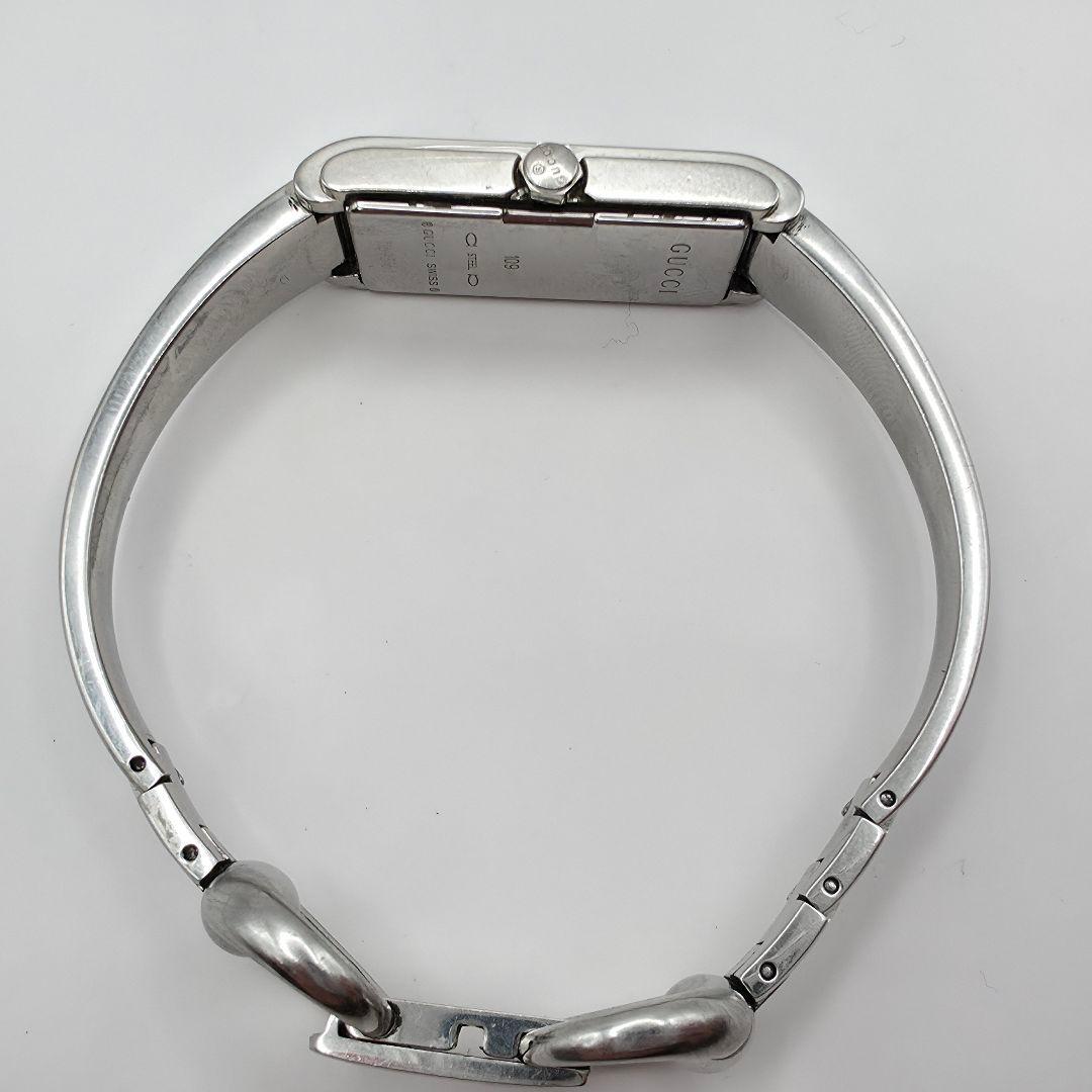 稼働 電池新品 GUCCI バングルウォッチ 1500L ブーツ柄