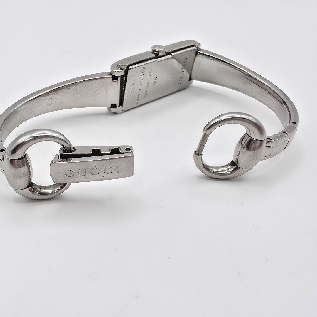 稼働 電池新品 GUCCI バングルウォッチ 1500L ブーツ柄