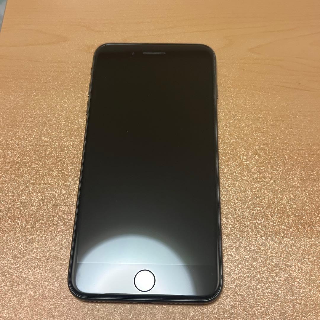 iPhone 8 Plus 本体