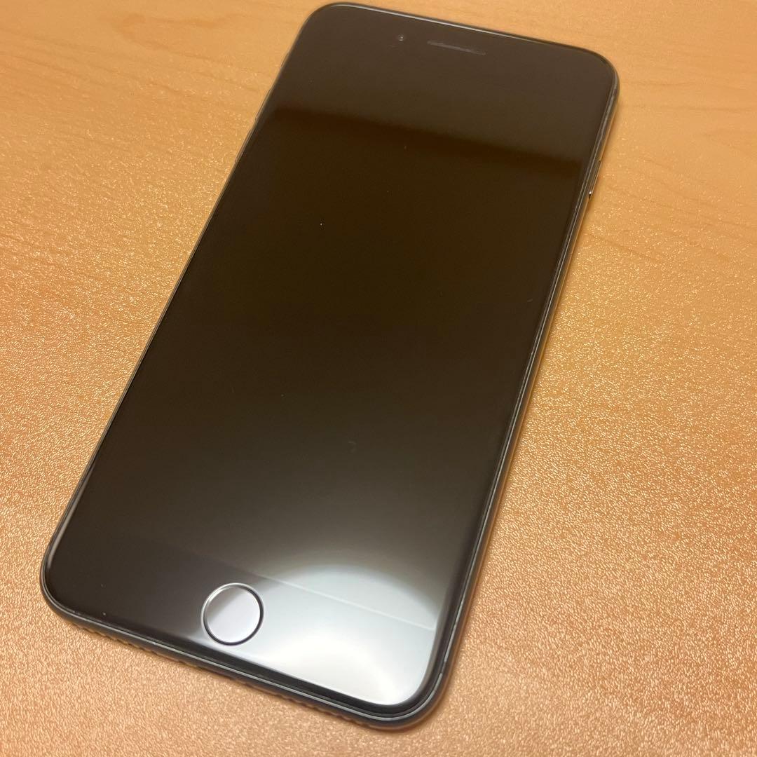iPhone 8 Plus 本体