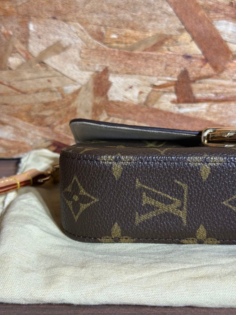 ルイヴィトン モノグラム 眼鏡ケース