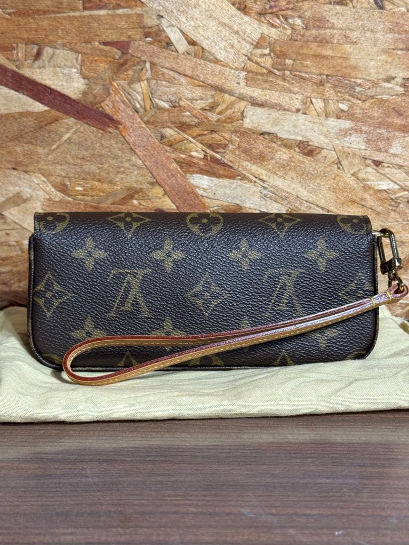 ルイヴィトン モノグラム 眼鏡ケース