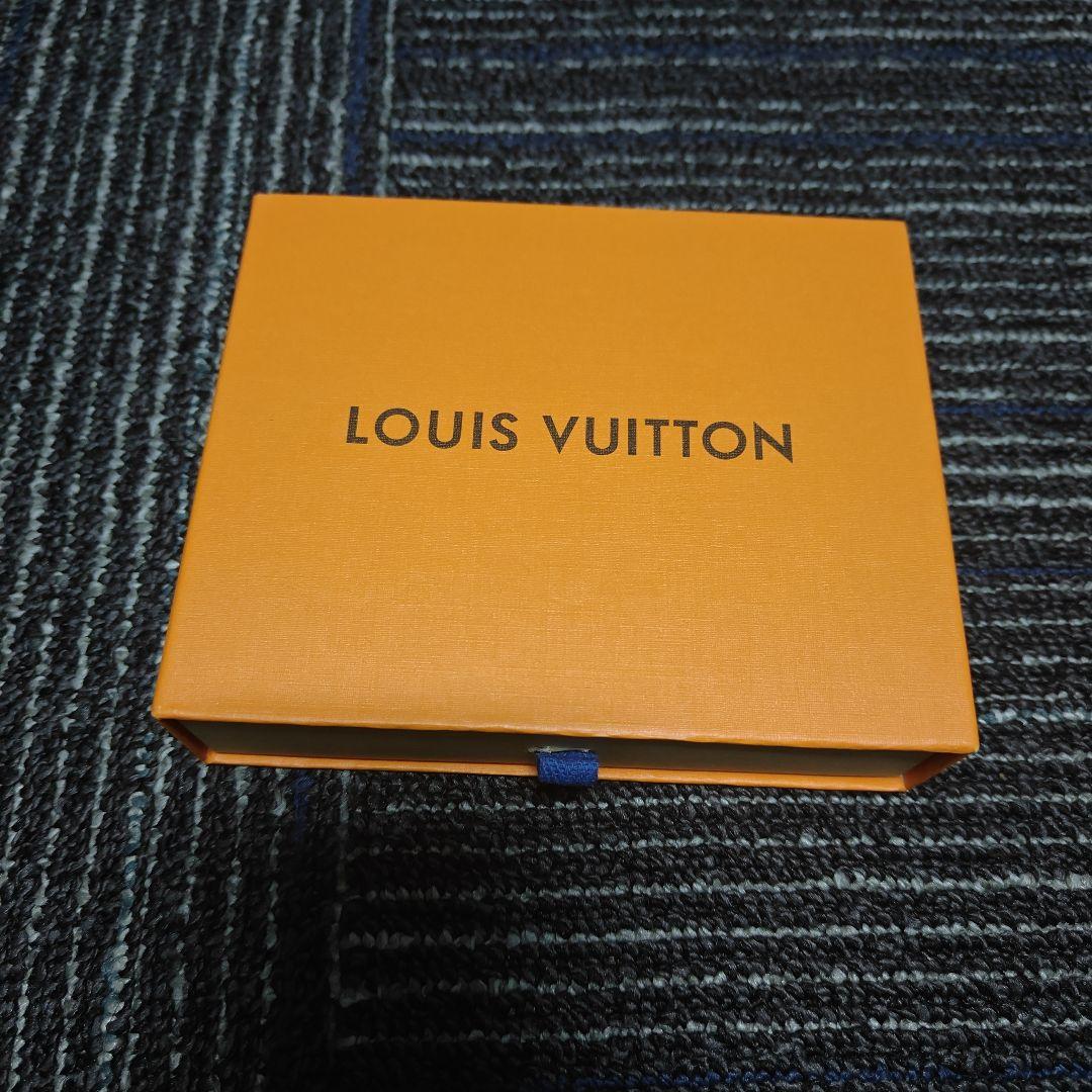 LV 財布　ブラウン