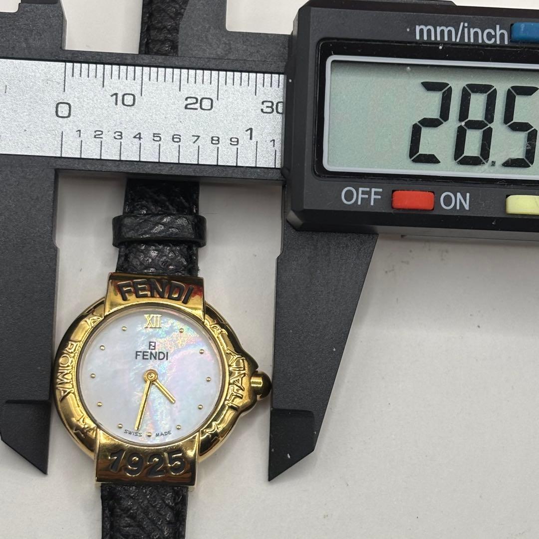 稼働品☆新品電池☆新品ベルト　FENDIフェンディ　４３０L　シェル文字盤