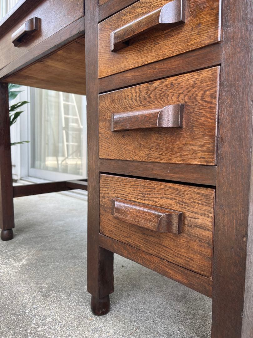 ◆アンティーク◆ 木製机　デスク　昭和レトロ　ナラ材　ヴィンテージ　古家具