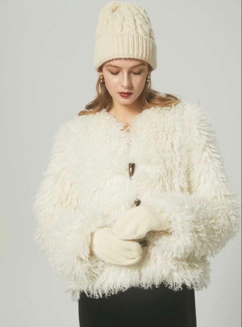 THE TOE ホワイトファーコート