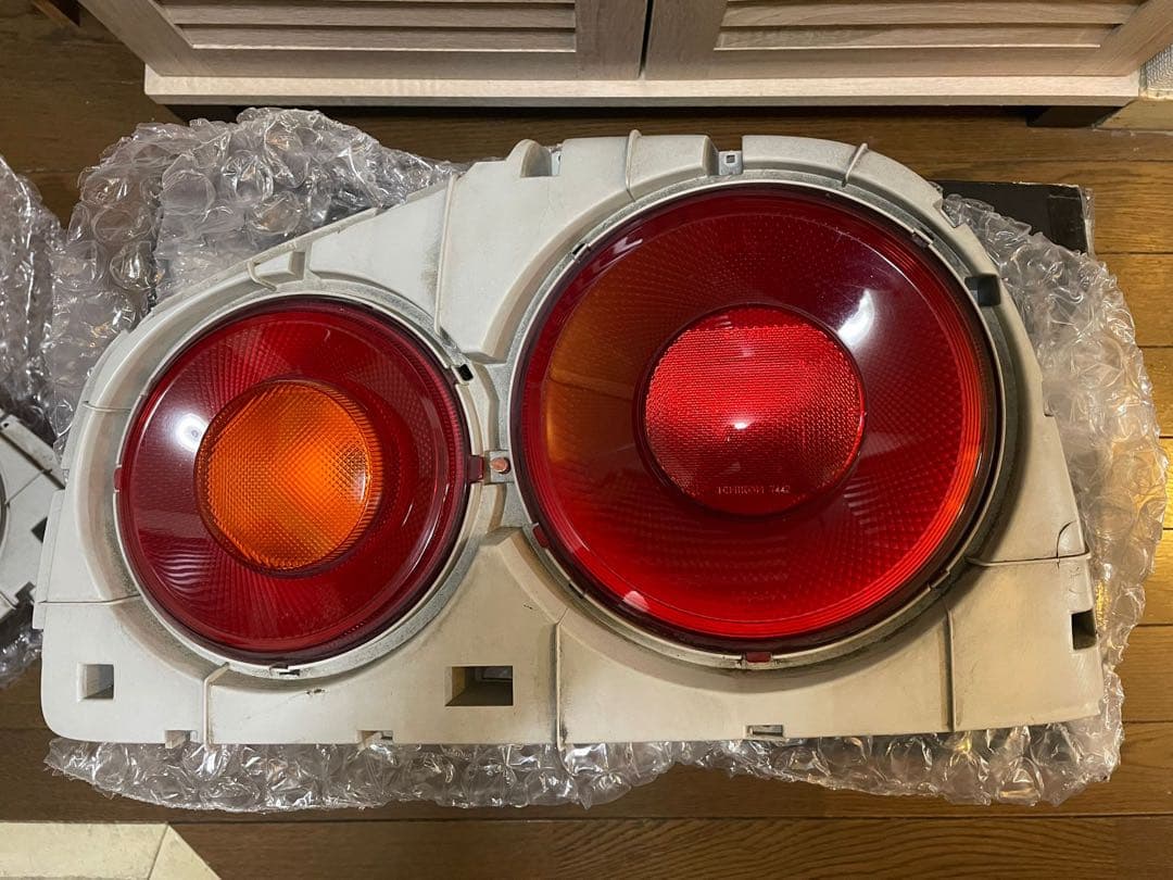 NISSAN 純正スカイライン ER34 テールライト2ドアクーペ