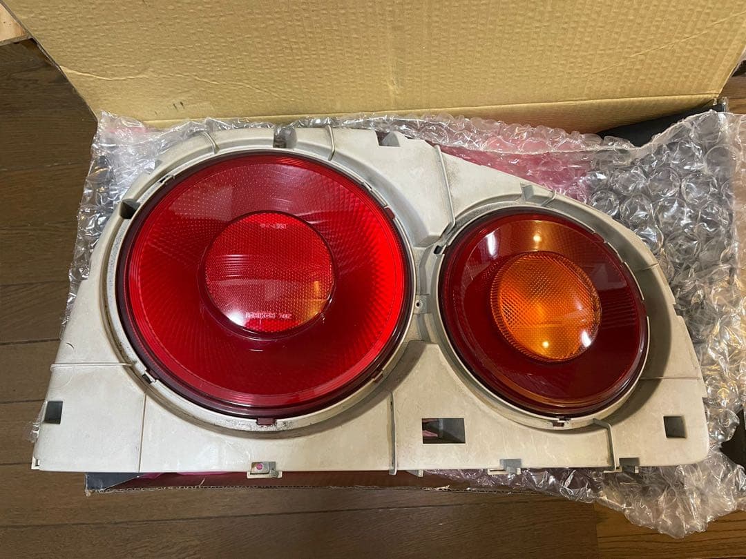 NISSAN 純正スカイライン ER34 テールライト2ドアクーペ