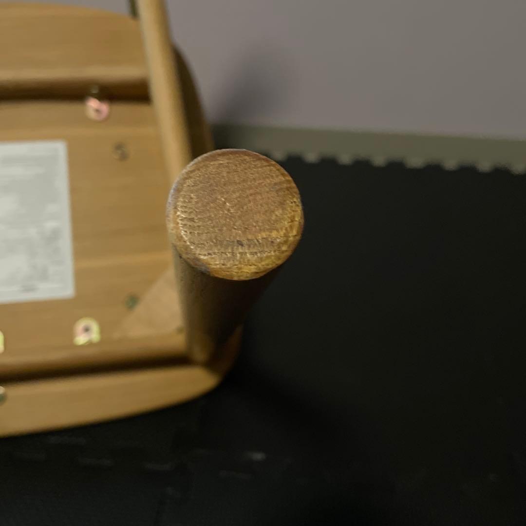 木製ダイニングチェア グレーのクッション付き